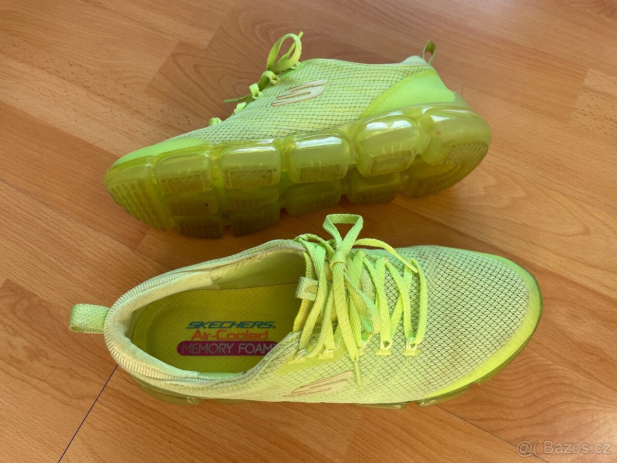 Neonové tenisky Skechers