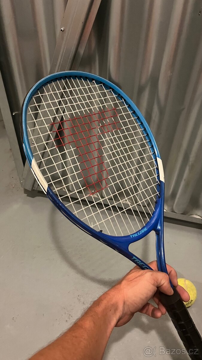 Tenisová raketa