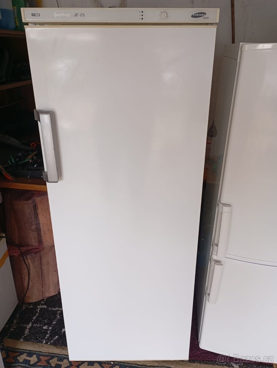 ❄️ Mrazák Samsung-Calex Symphony – 242 l