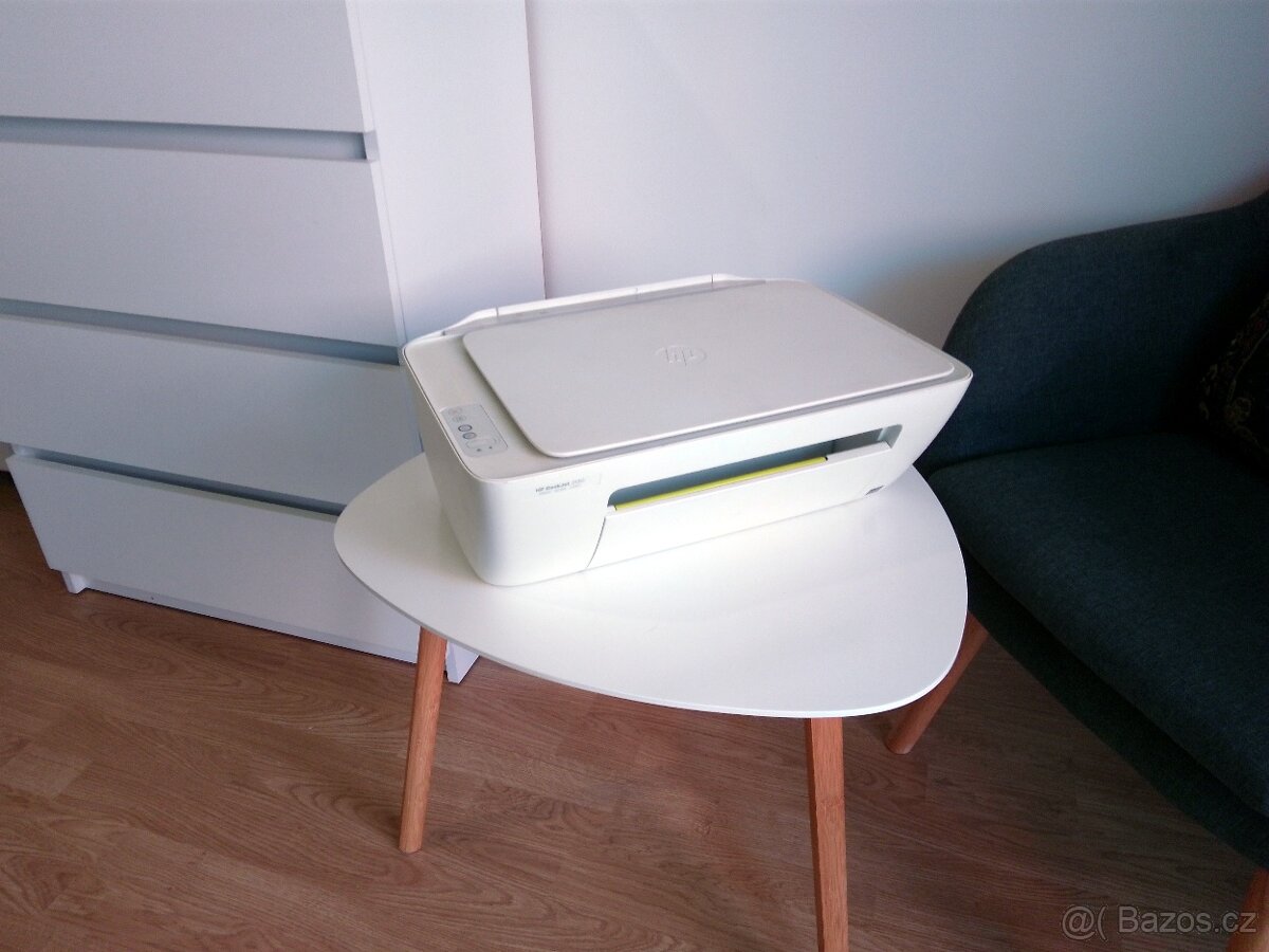 Tiskárna HP DeskJet se skenerem
