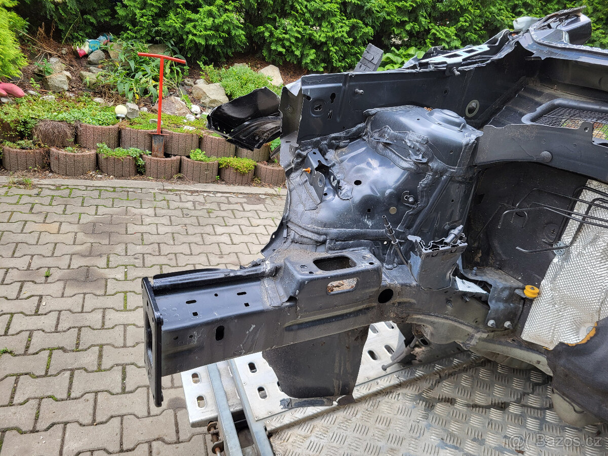 vw tiguan III 751 2024< pravá čtvrtka