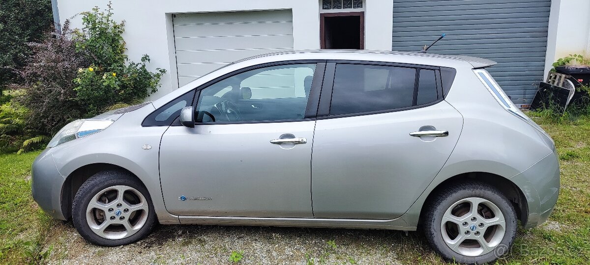 Nissan Leaf tekna 2014