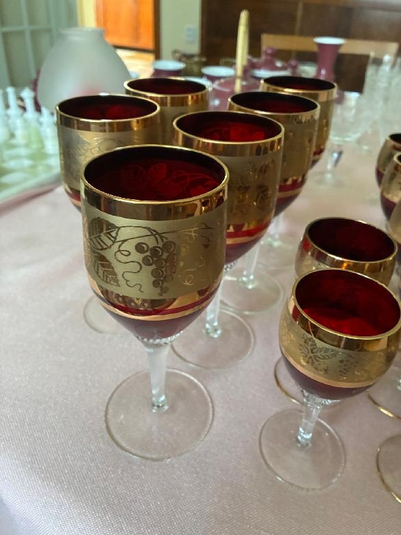 Sklenice na víno a aperitiv 18 ks rubínové sklo
