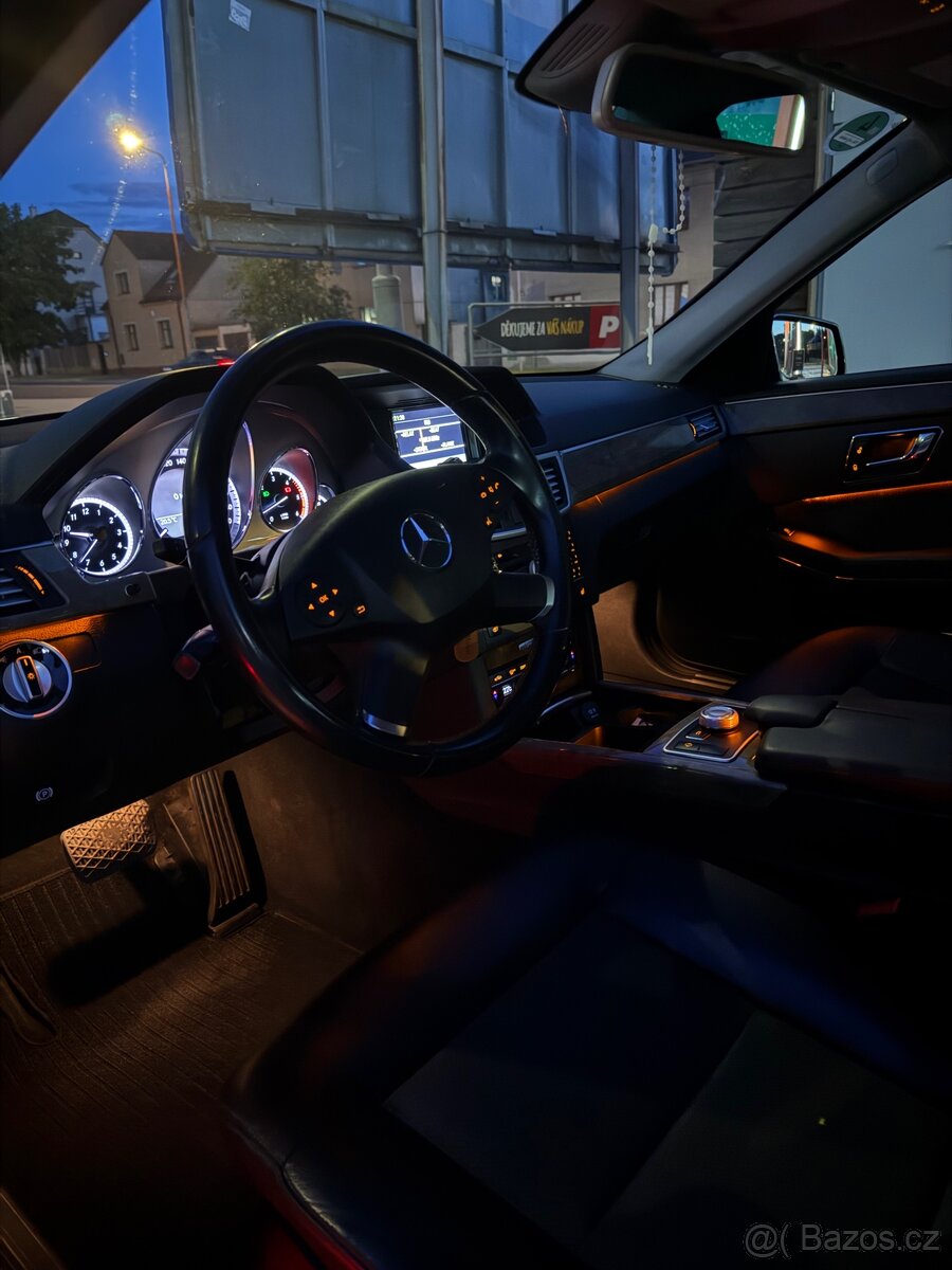 Mercedes w 212 E350d 2010