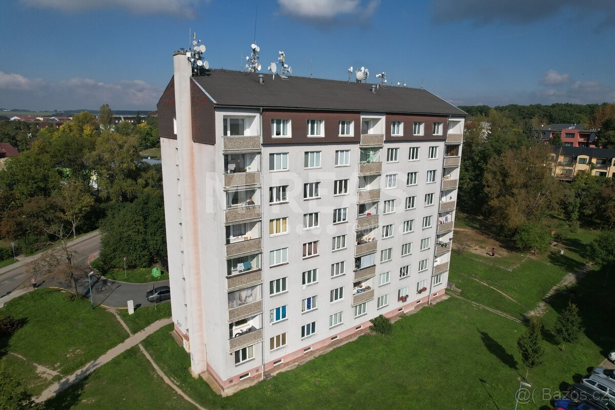 Milovice, prodej bytu 2+1 s lodžií, 60 m2, okr. Nymburk