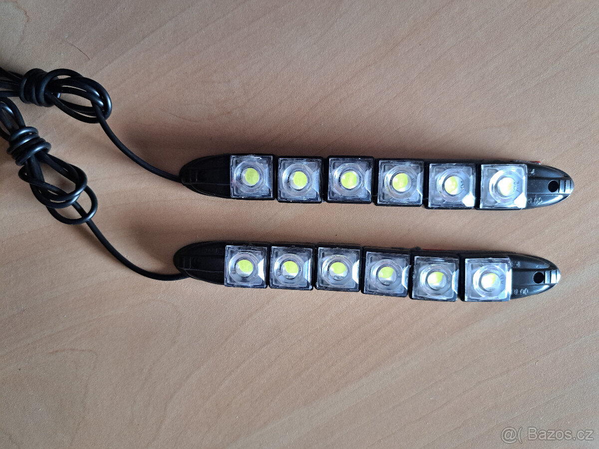 Světla pro denní svícení RL-2x6 LED.12V.