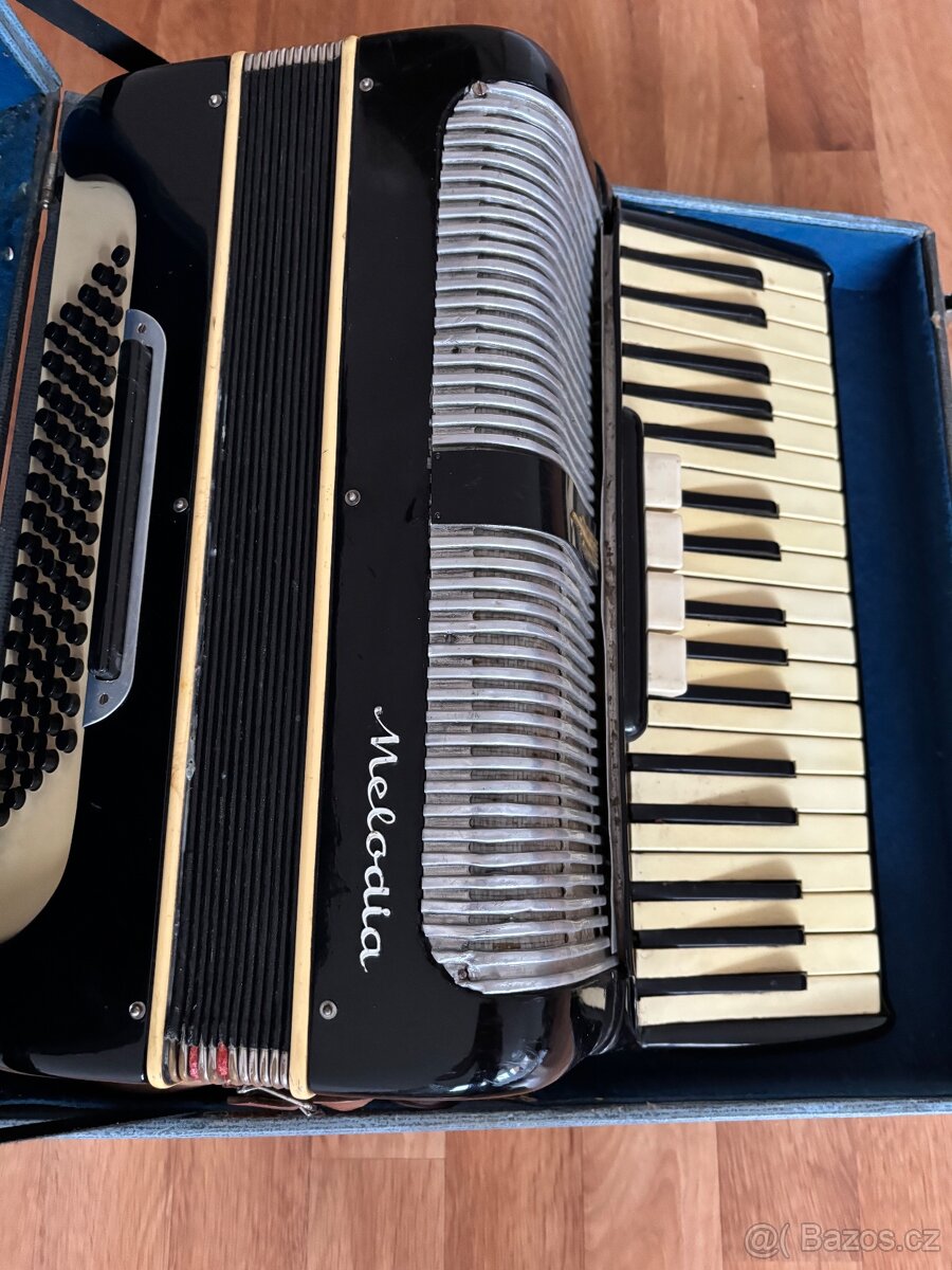 Prodám akordeon Melodia