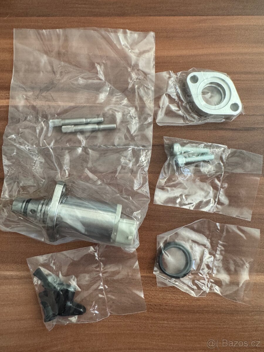 Prodám originálni Regulační ventil John Deere DZ111135 NOVÉ