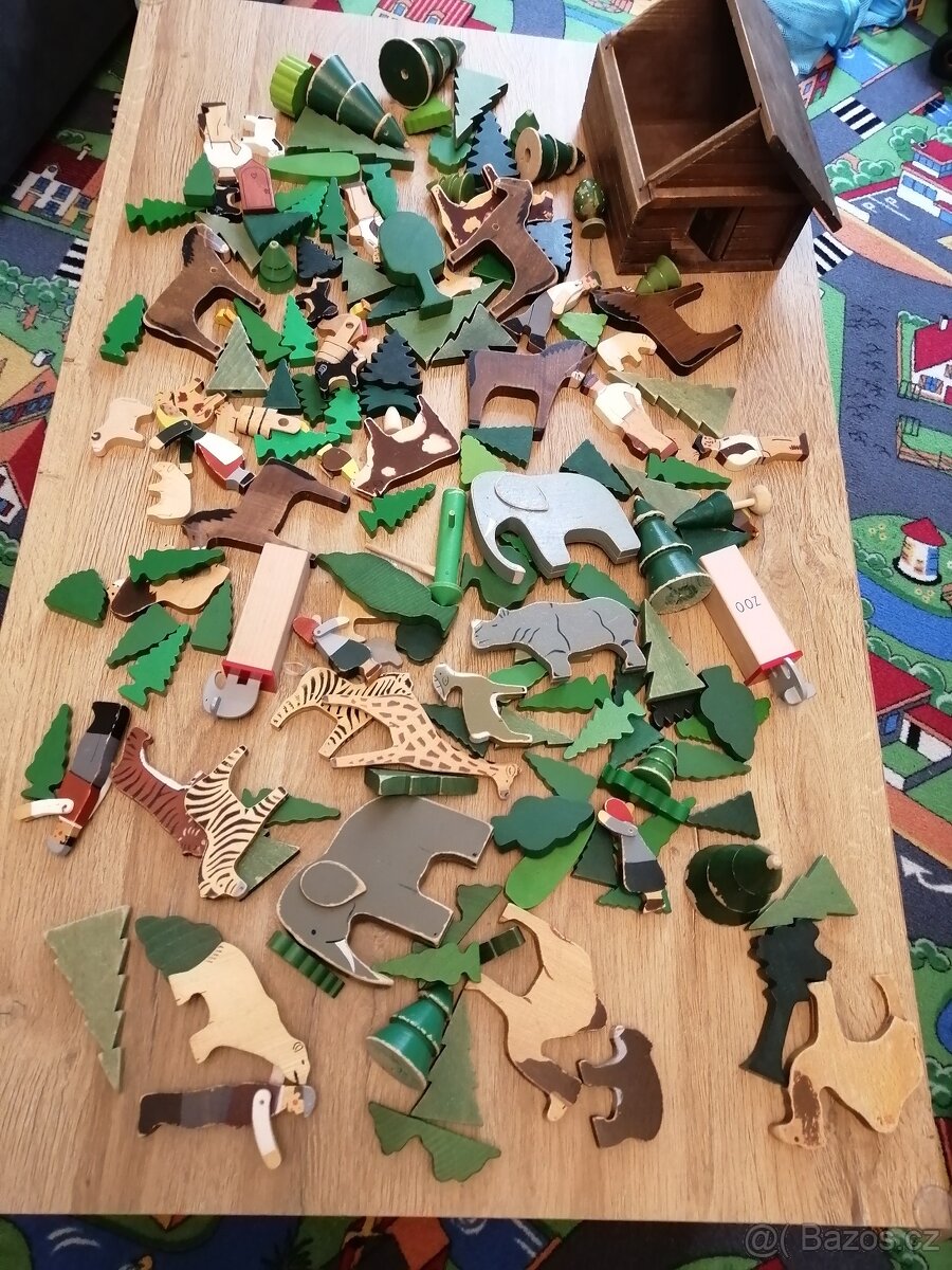 retro hra - dřevěné zvířátka - zoo a farma