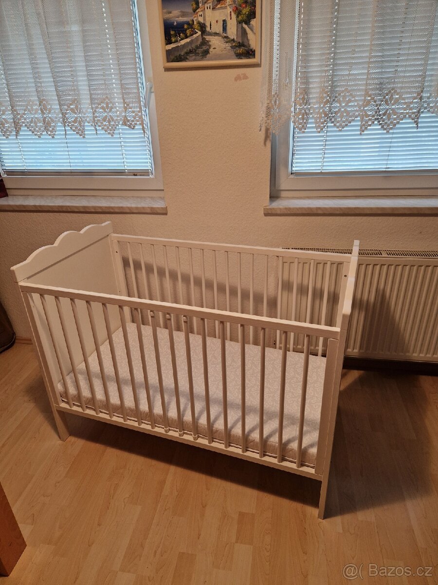 Dětská postýlka 120x60