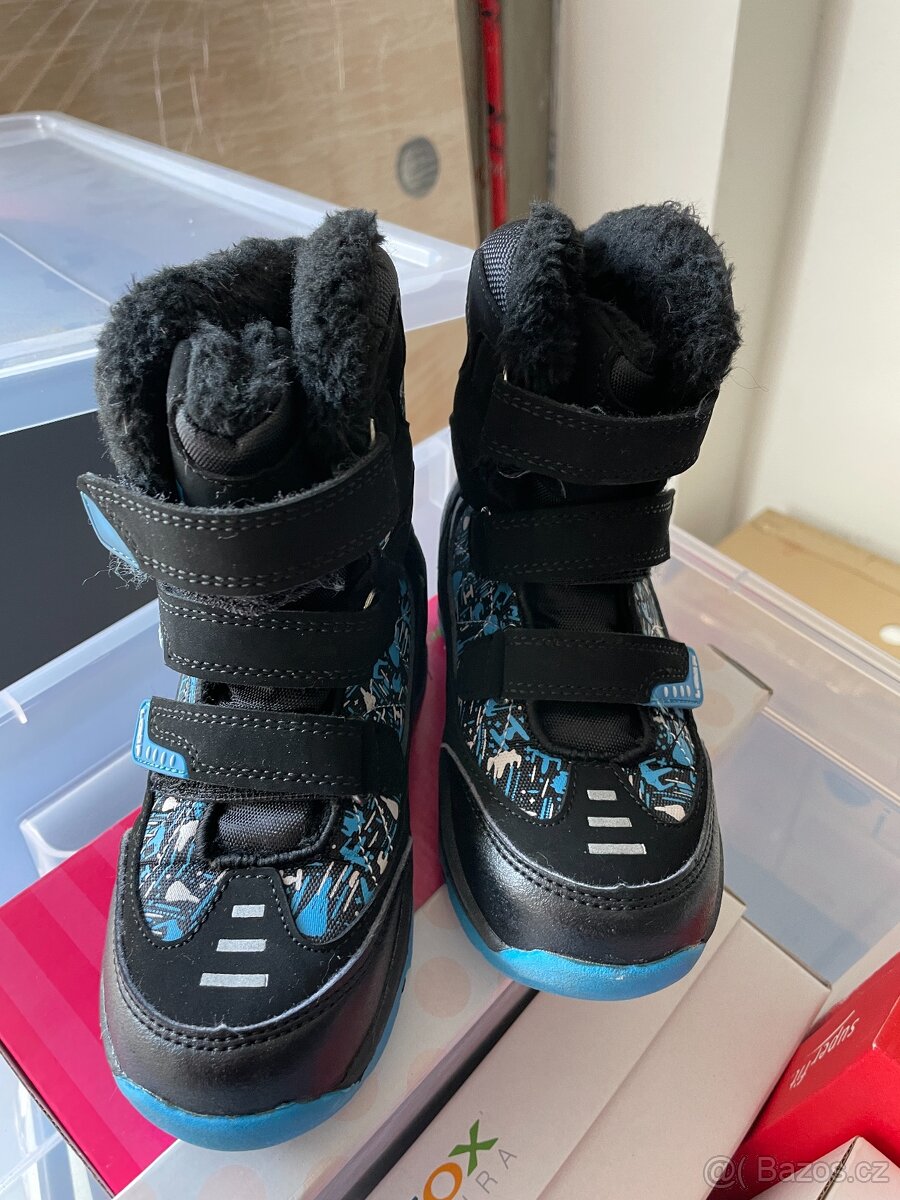 PRODÁNO, BOTY LOAP, VELIKOST 29, JAKO NOVÉ