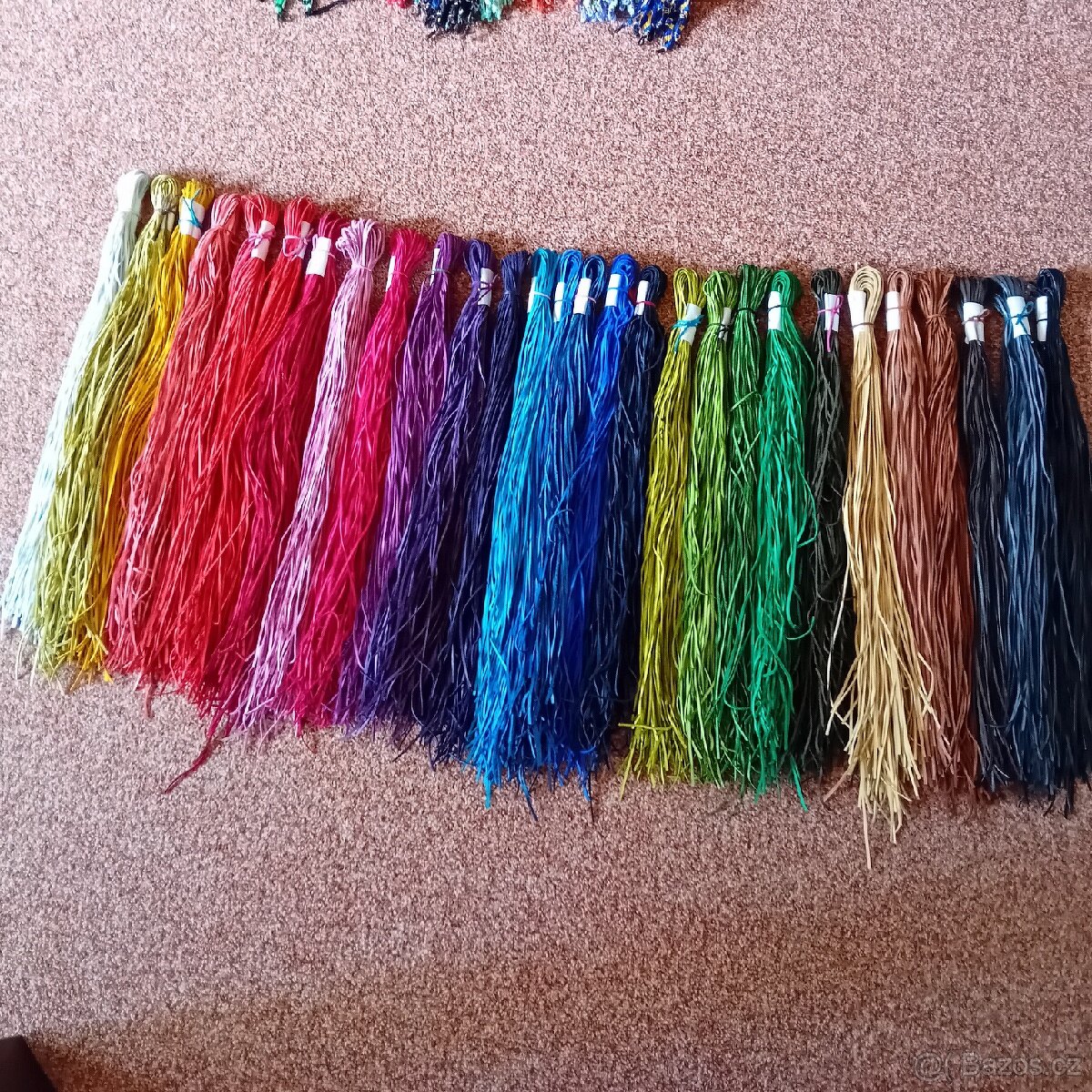 Kožené řemínky, šňůrky, kůžičky 100ks