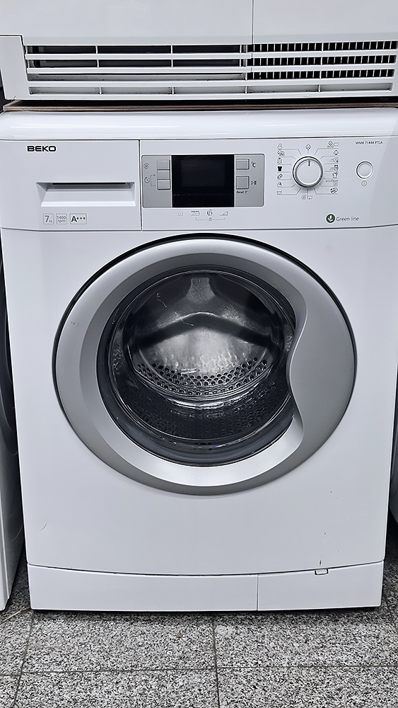 Automatická pračka BEKO, display