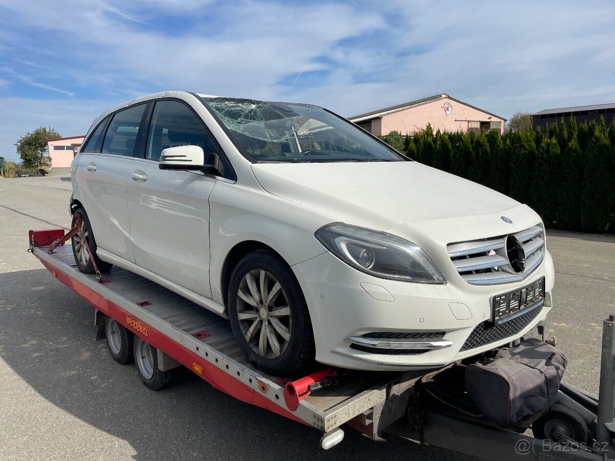 Mercedes-Benz w246 B180 cdi 80kw náhradní díly