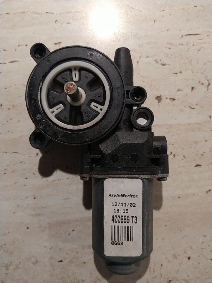 Motorek stahovačky Renault Scénic