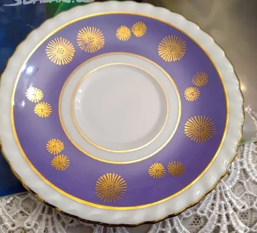 prodám dva hrníčky porcelán