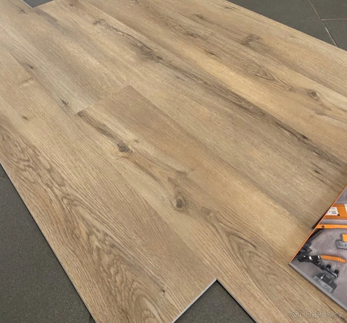 SPC vinilová podlaha klik 7 mm