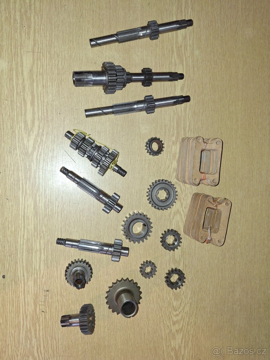 Jawa Čz díly převodovek uloženky