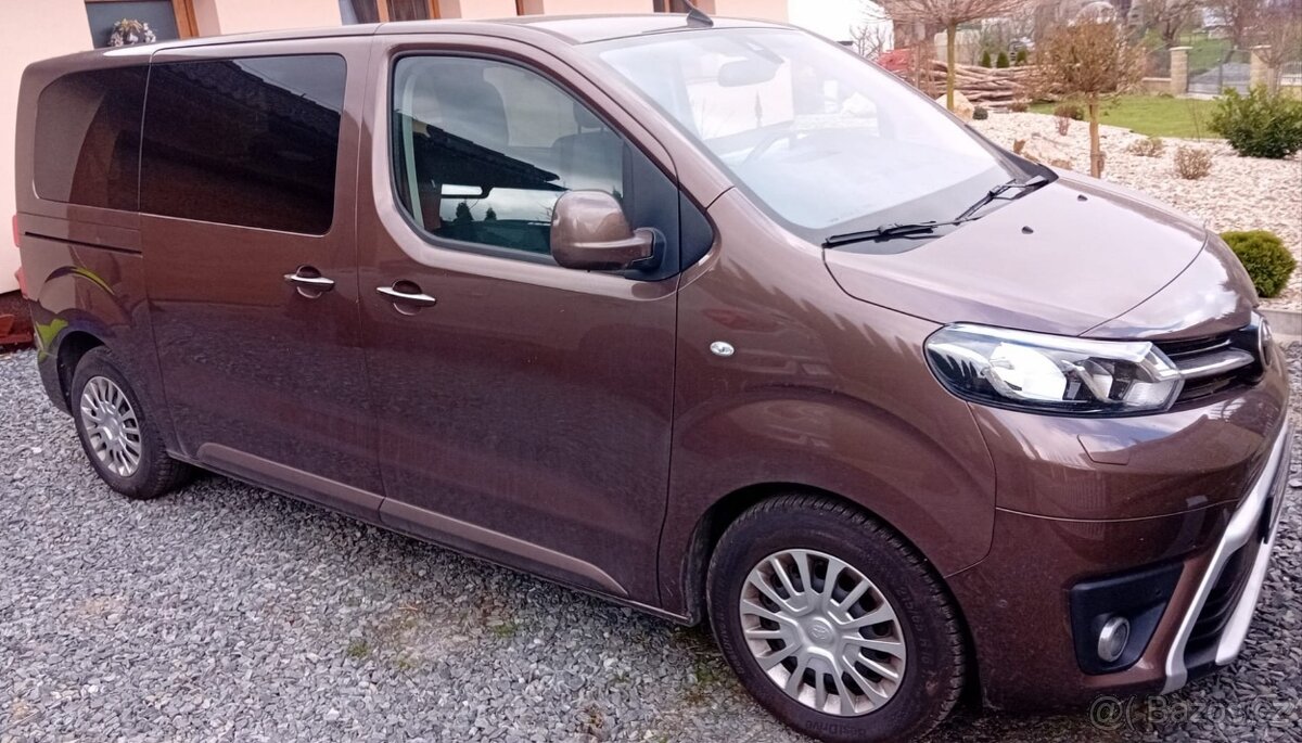 Toyota Proace, 8míst, r.21, 74tis.km, 1.maj.