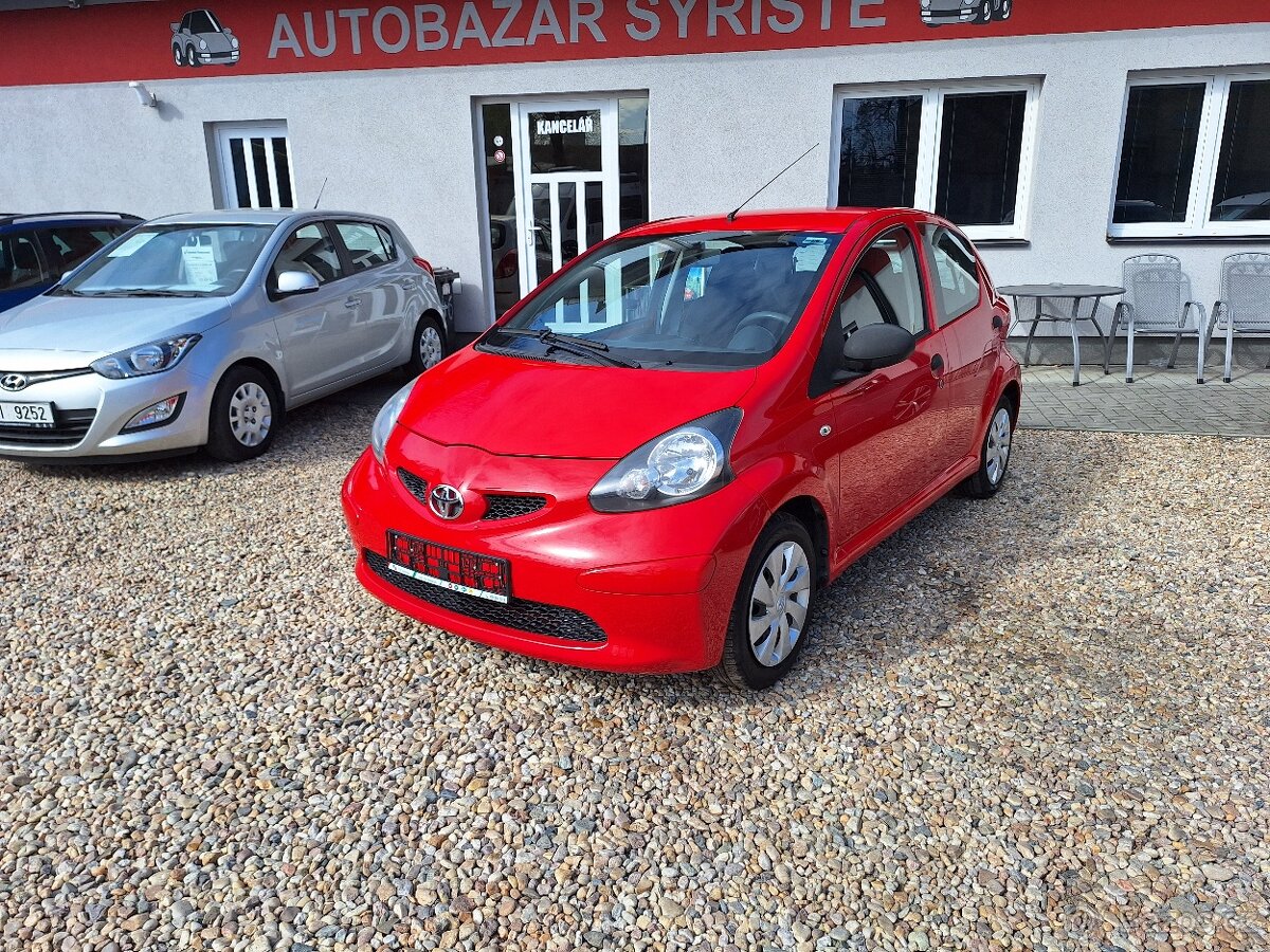 Toyota Aygo 1.0i 50KW Cool ,5 Dveří