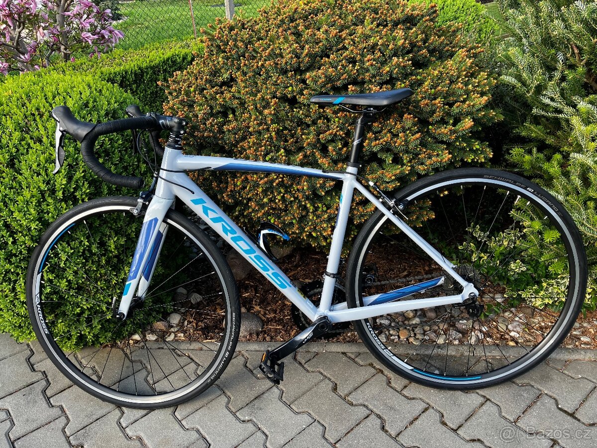 Kross vento 3.0 bilomodre dámské,S, silniční, Shimano sora