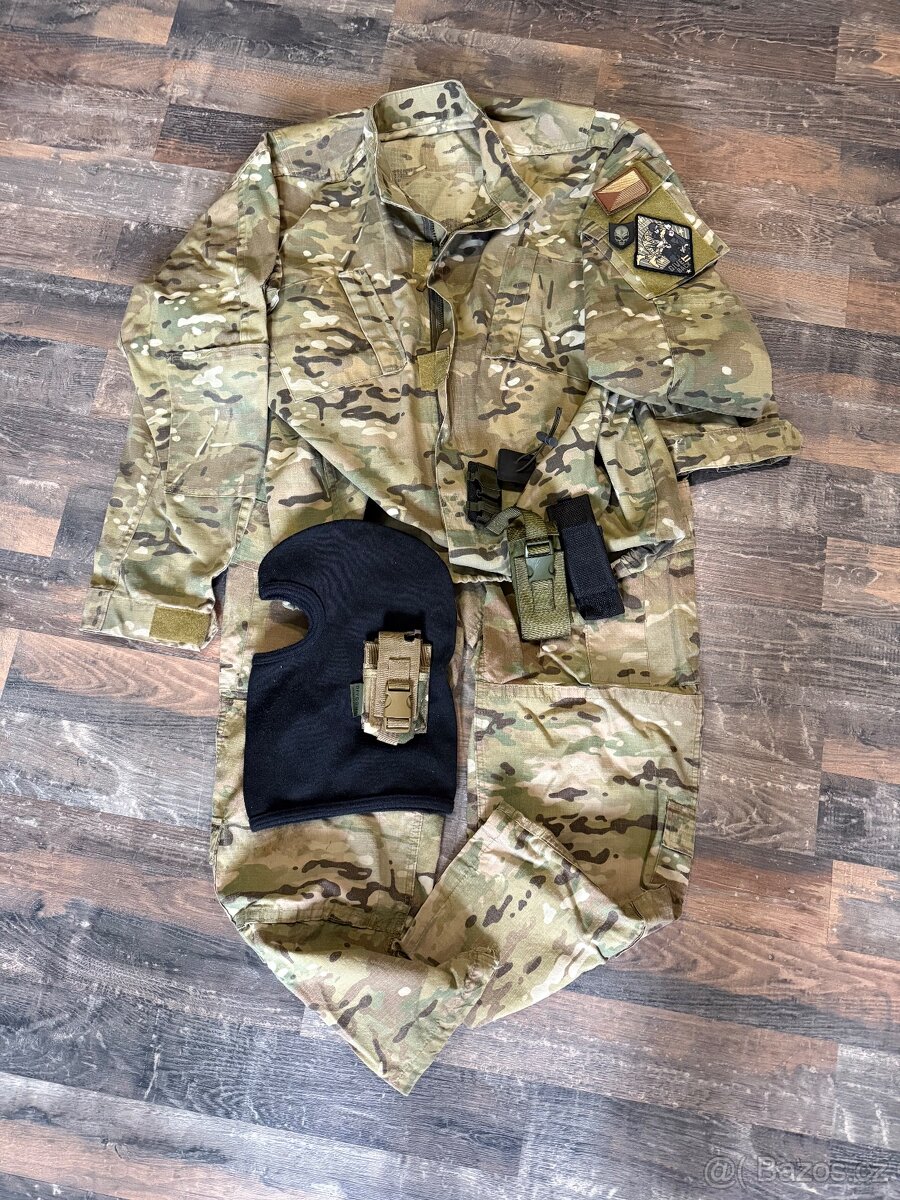 Blůza a kalhoty multicam