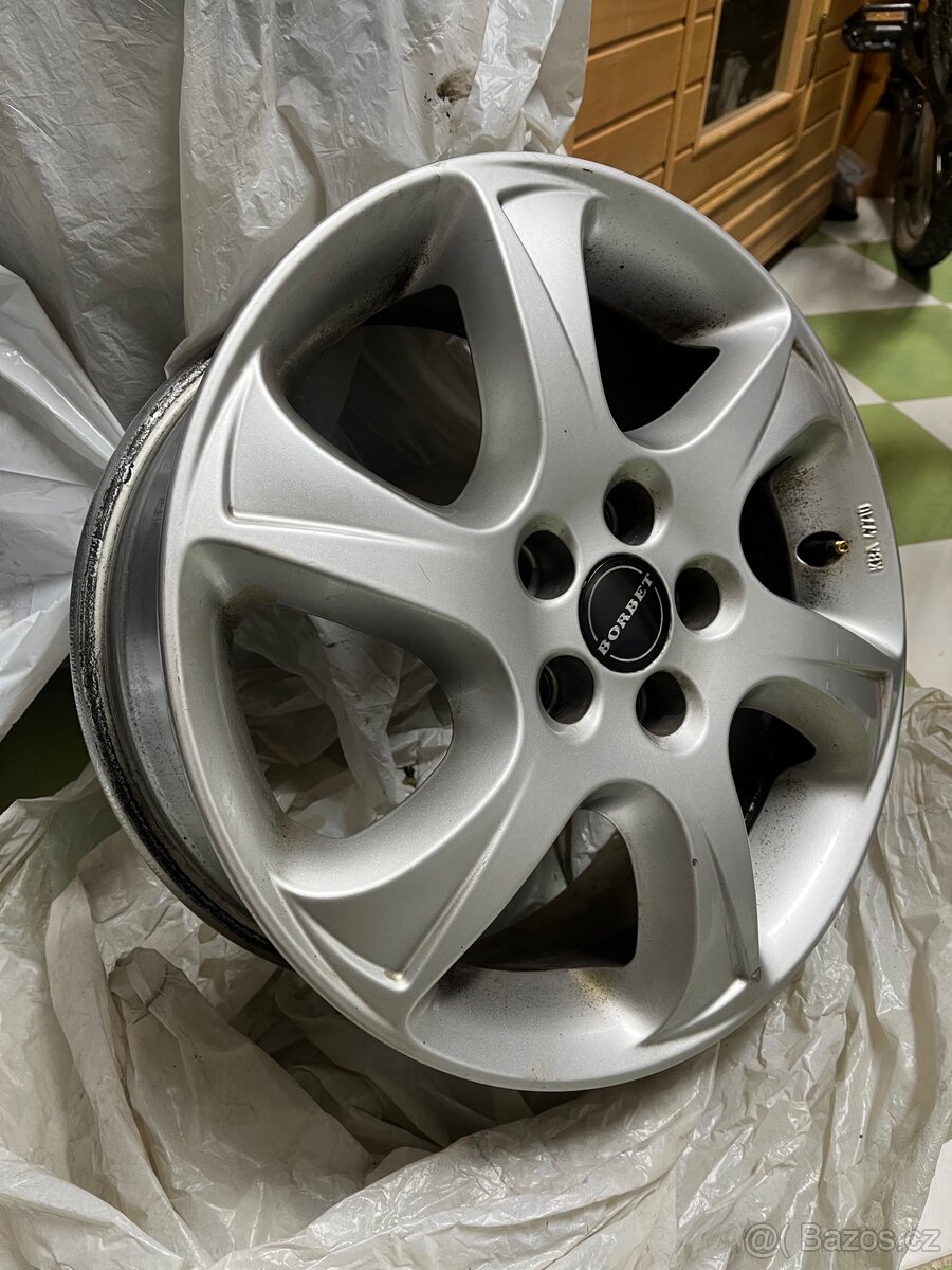 Litá kola Borbet 16x6,5” 5x100 ET48 63,3mm (kroužky 56,1)