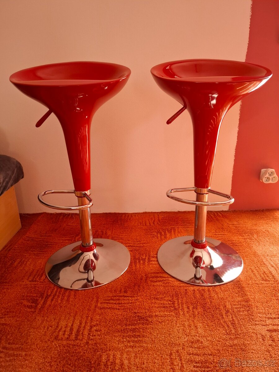 DVĚ BAROVÉ ŽIDLIČKY RED