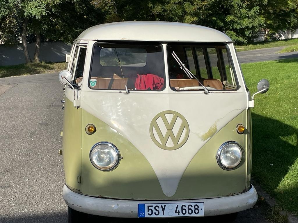 VW bus T1, ponorka rok 1958 (září)