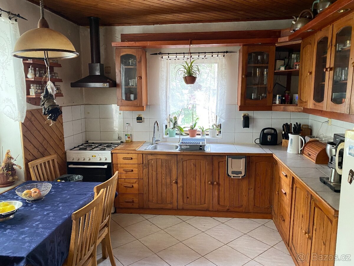 Prodej rodinného domu 3+1, 129 m2, s pozemkem 5 819m2