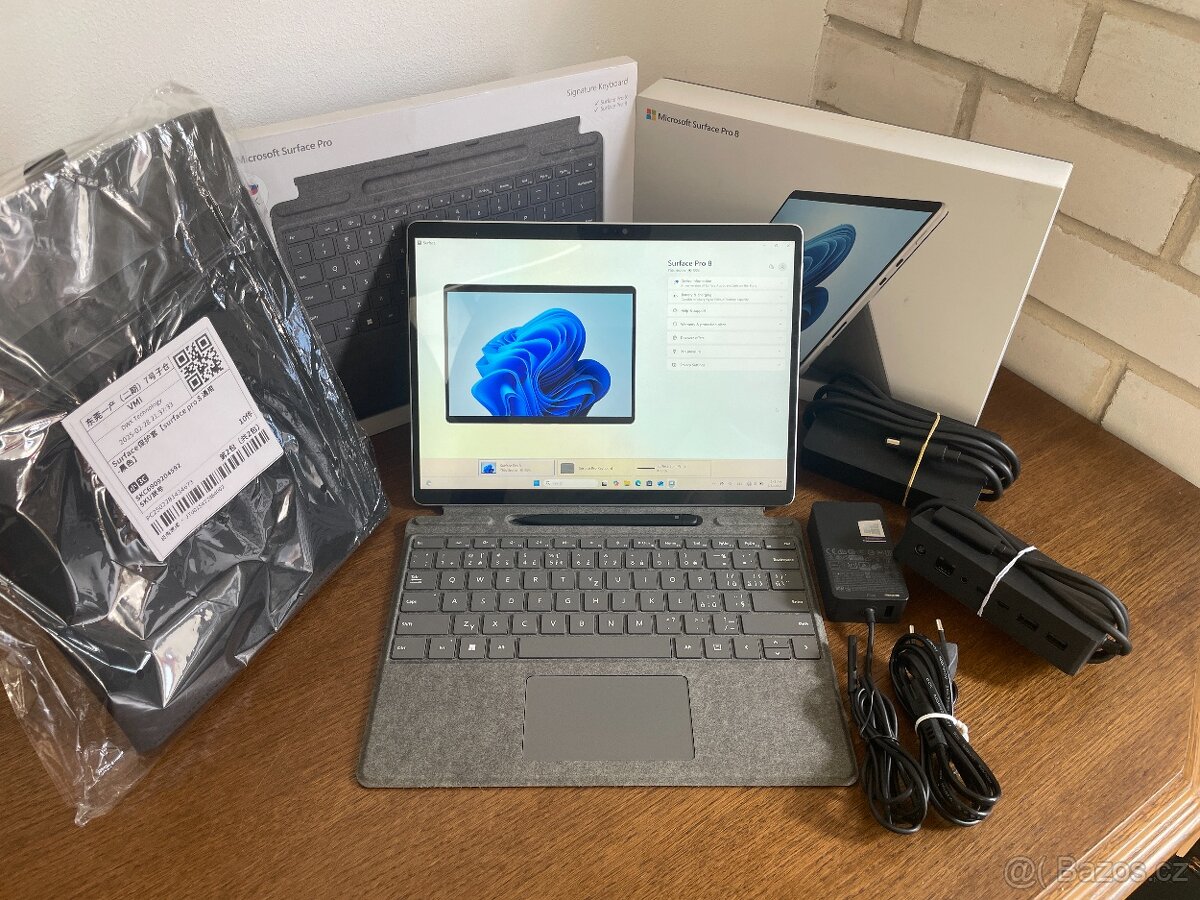 MS Surface Pro 8 i7 16 RAM 1TB Dock KOMPLET