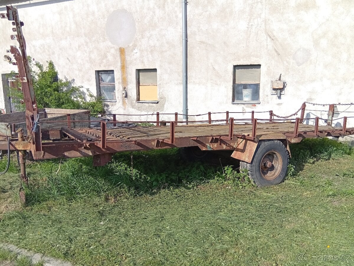 Vůz na balíky