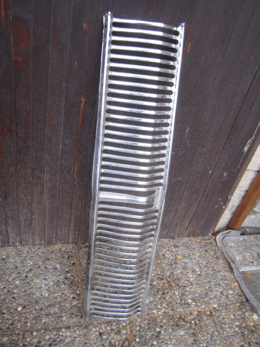 přední maska na Volhu Gas 24