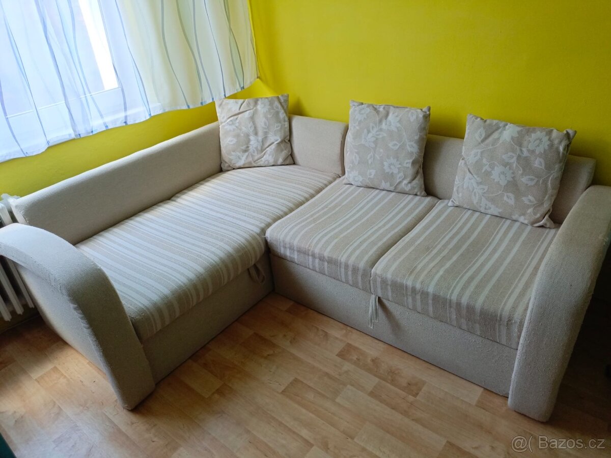 Rozkládací gauč