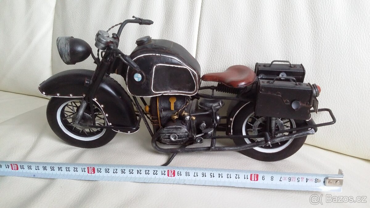 2 x kovový motocykl