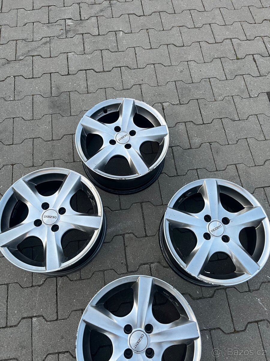 Alu kola R15 Dezent 4x100