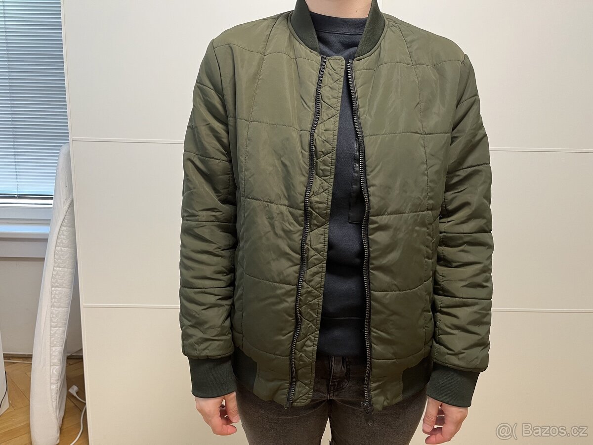 Khaki bunda z H&M