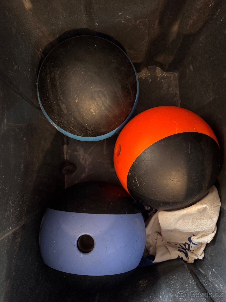 Prodám bowlingové koule