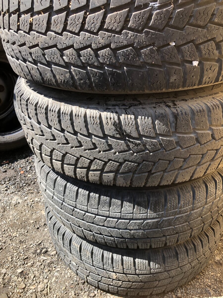 ZIMNÍ KOLA OBUTÁ JUMPER BOXER DUCATO 215/70 R15 C