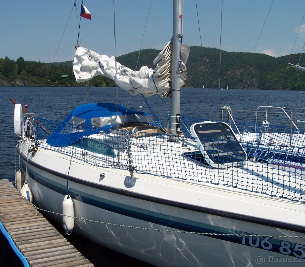 Prodám kajutovou plachetnici