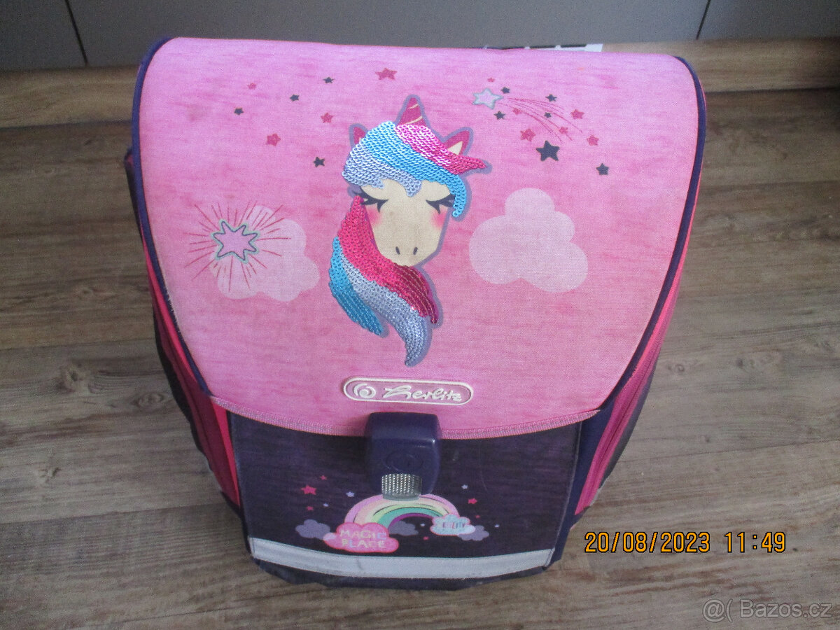 Krásná dívčí aktovka (batoh) s jednorožcem