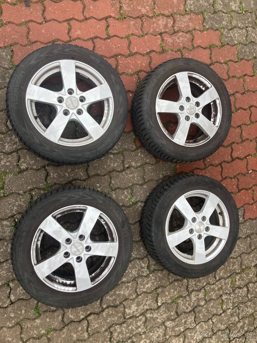 Alu kola Dezent 5x114,3, zimní pneu 205/55/16