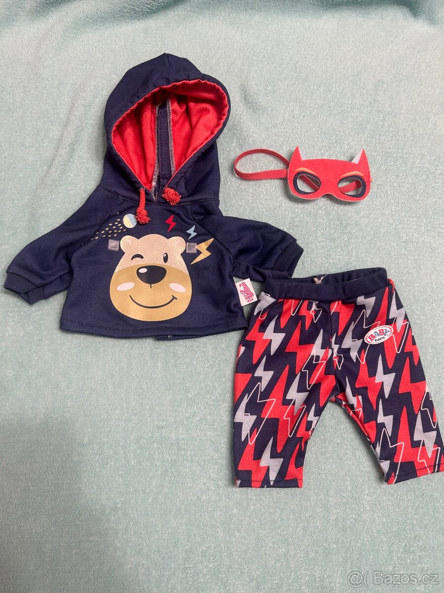 Baby born oblecek kluk s maskou