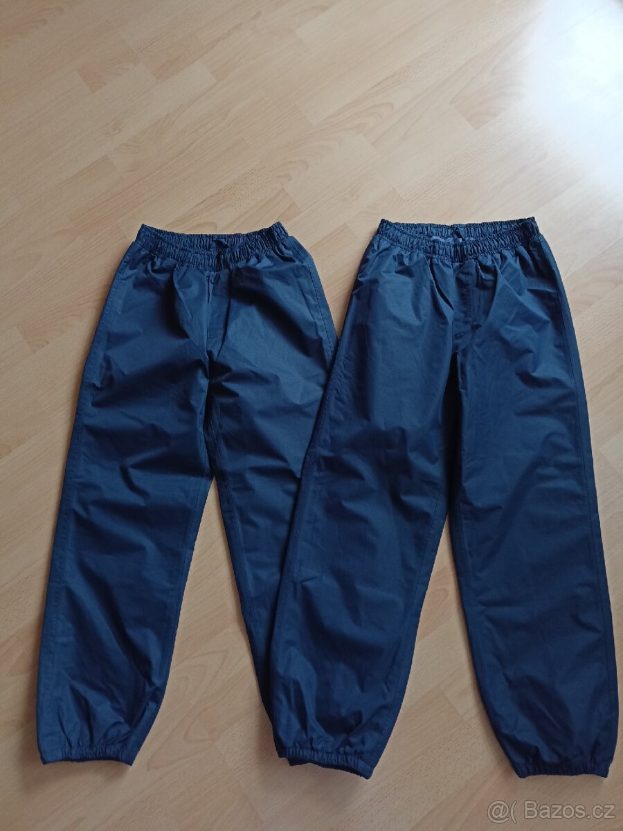 Nové kalhoty do deště Tchibo 134/140