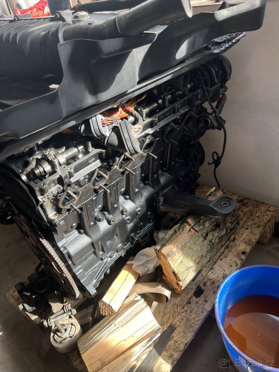 prodám díly z motoru x5 e53 160kw bez klapek