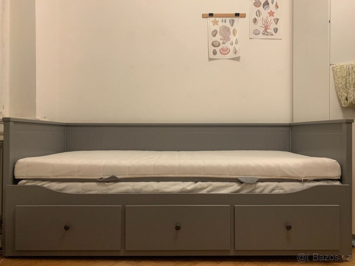 rozkládací postel Hemnes Ikea