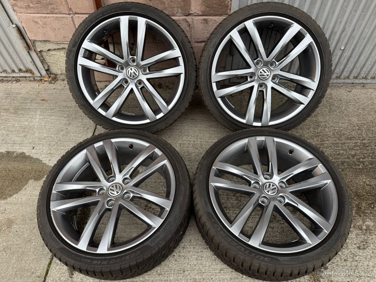 18" Elektrony VW 5x112 so zimnymi pneu 225/40 R18