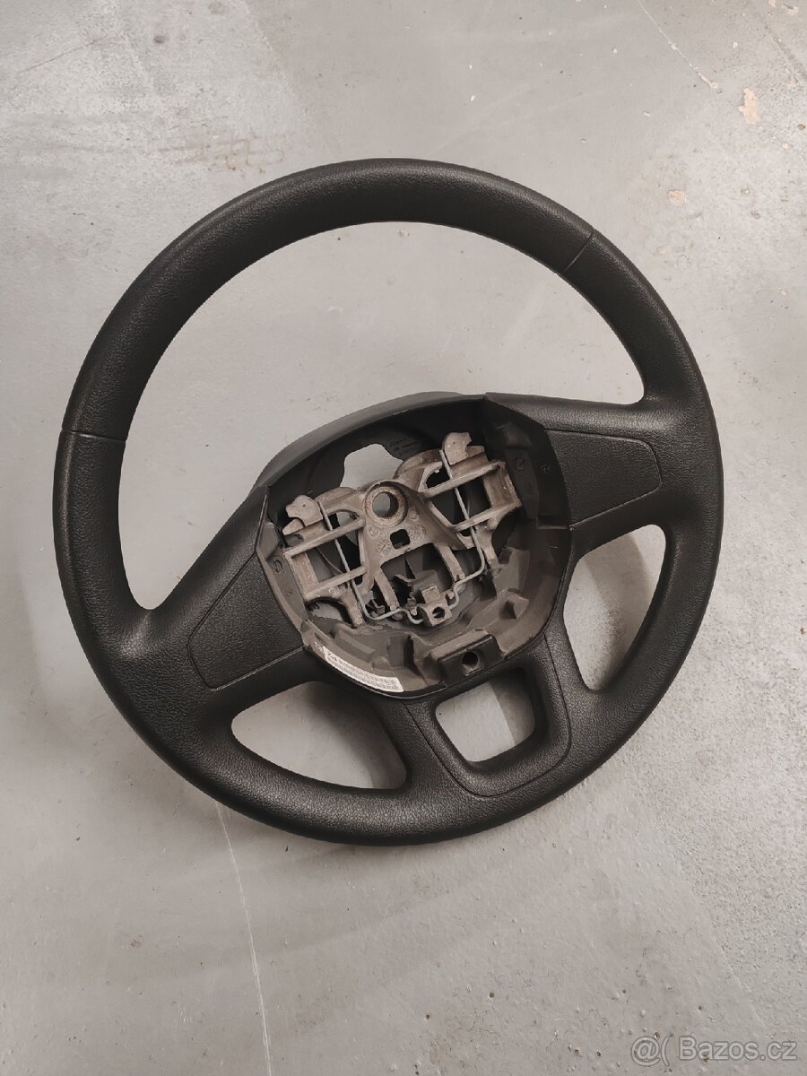 Prodám volant Opel vivaro Renault Trafic III