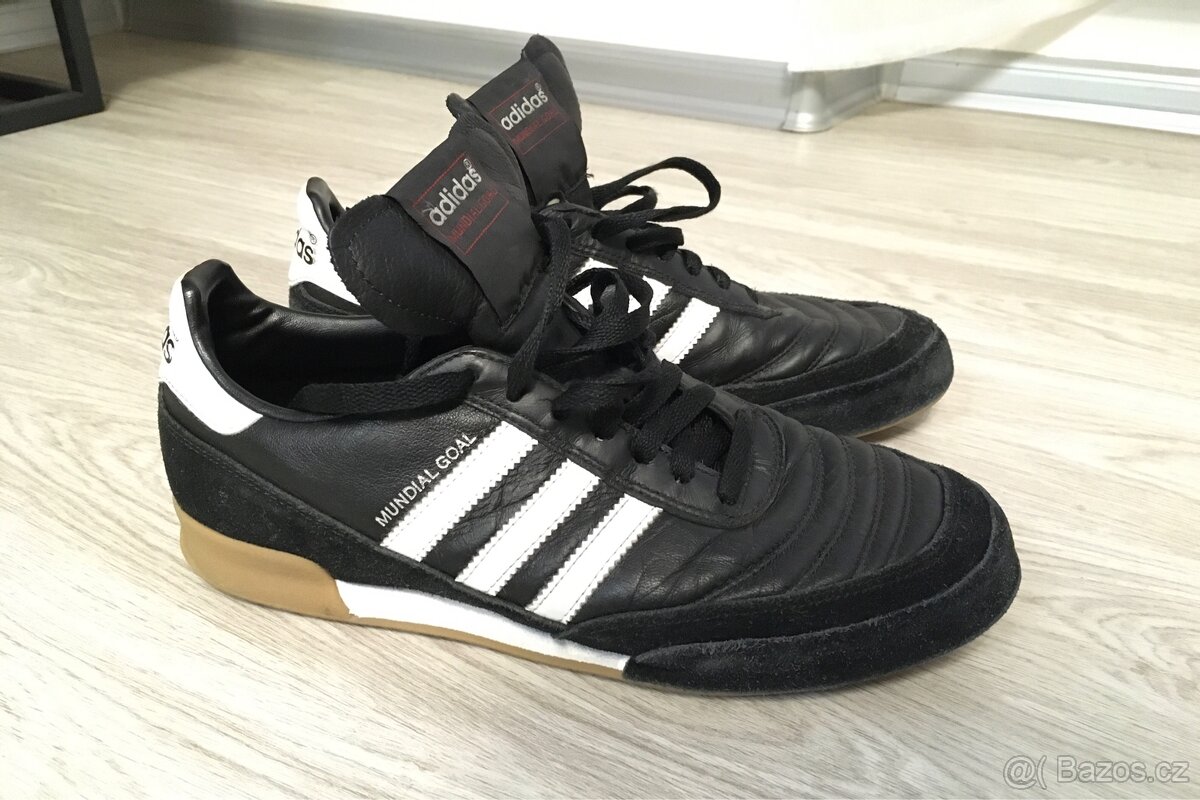 Adidas Mundial sálovky