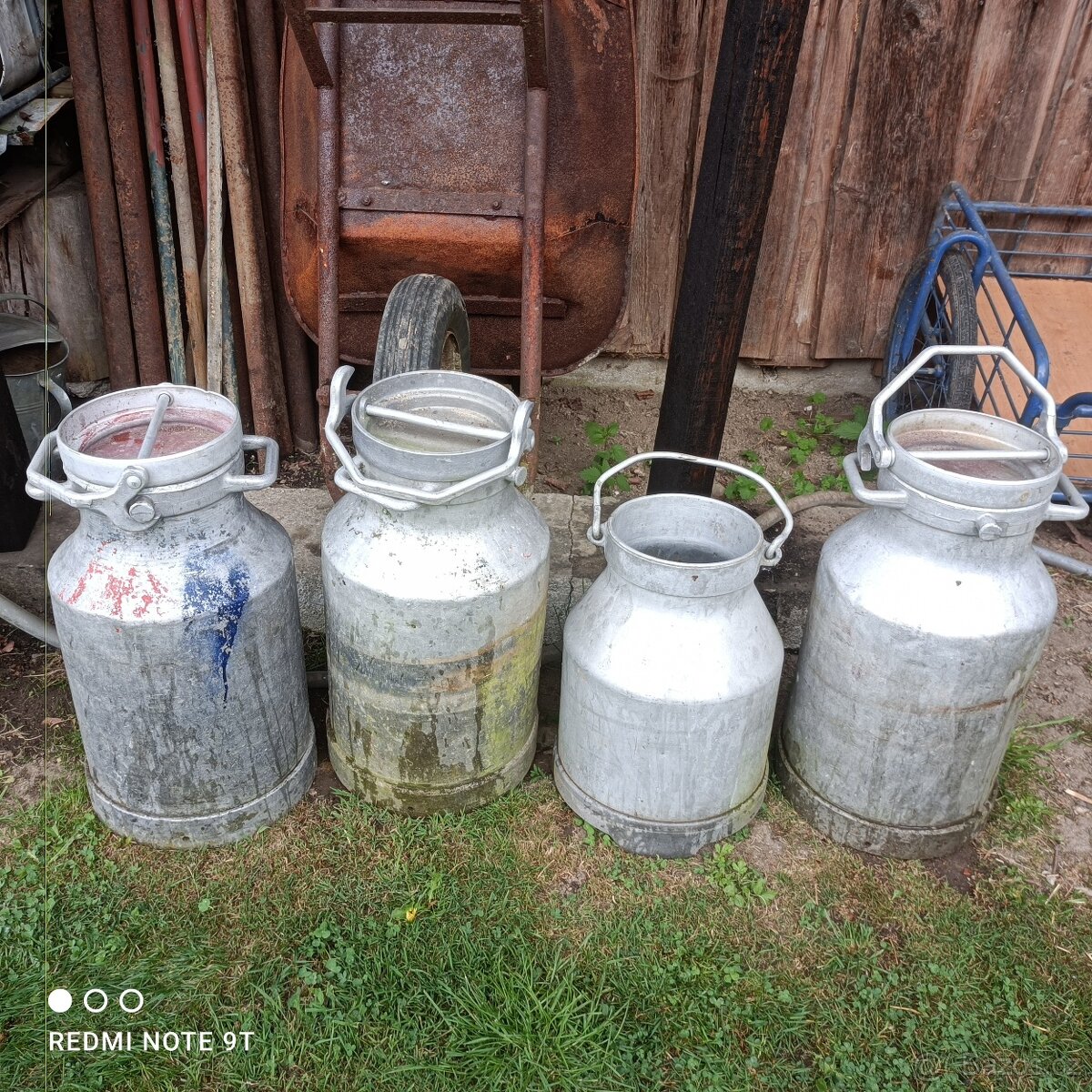 Hliníkové konve na med/mléko